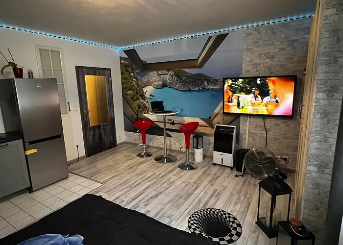 Monfas Provence In *